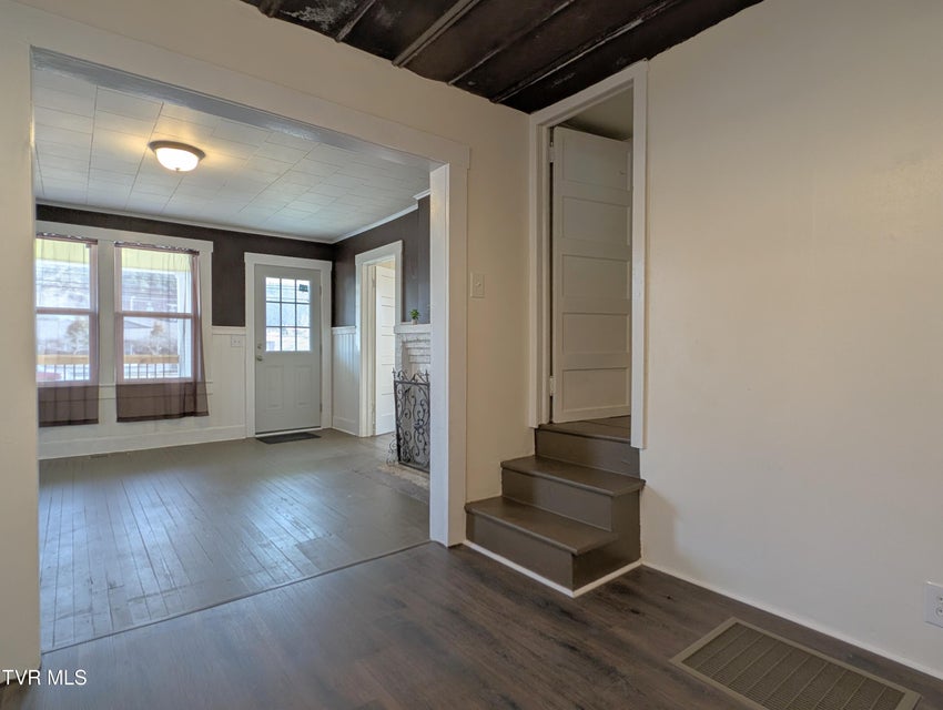 Photo #31: 1749 Us Highway 23 