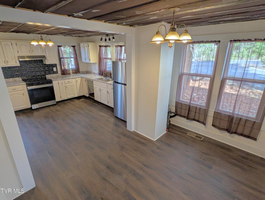 Photo #33: 1749 Us Highway 23 