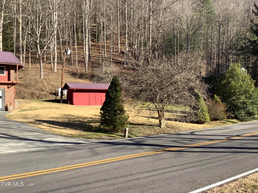 Photo #23: 5610 Powell River Road