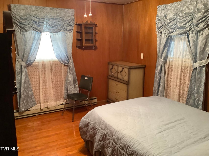 Photo #34: 5610 Powell River Road