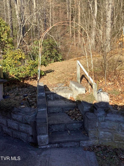 Photo #15: 5610 Powell River Road