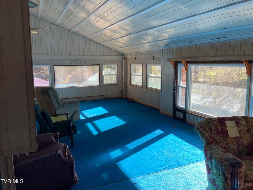 Photo #56: 5610 Powell River Road