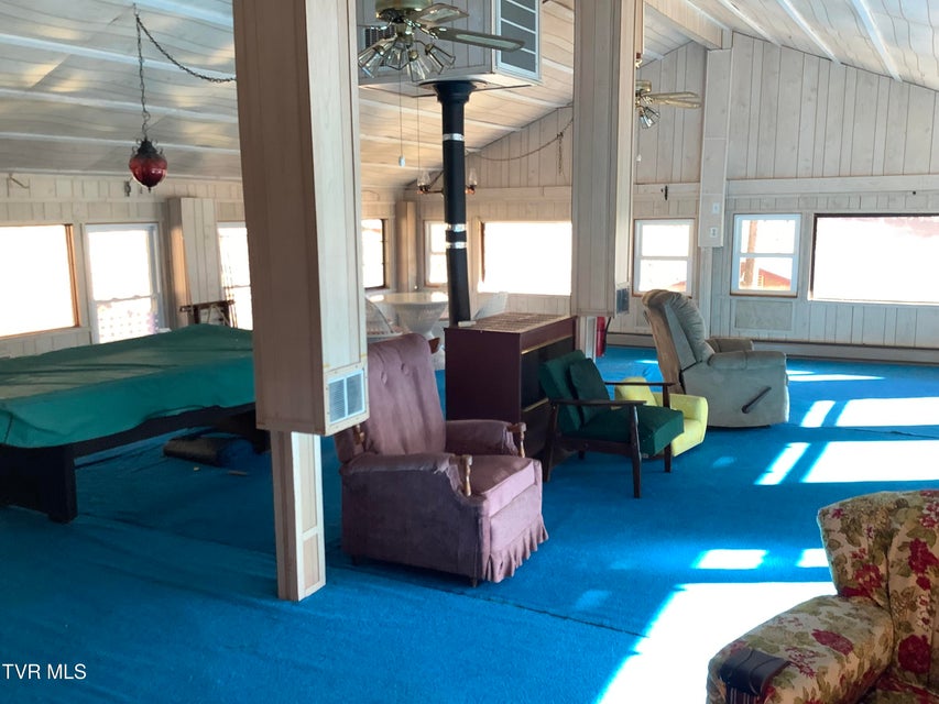 Photo #57: 5610 Powell River Road