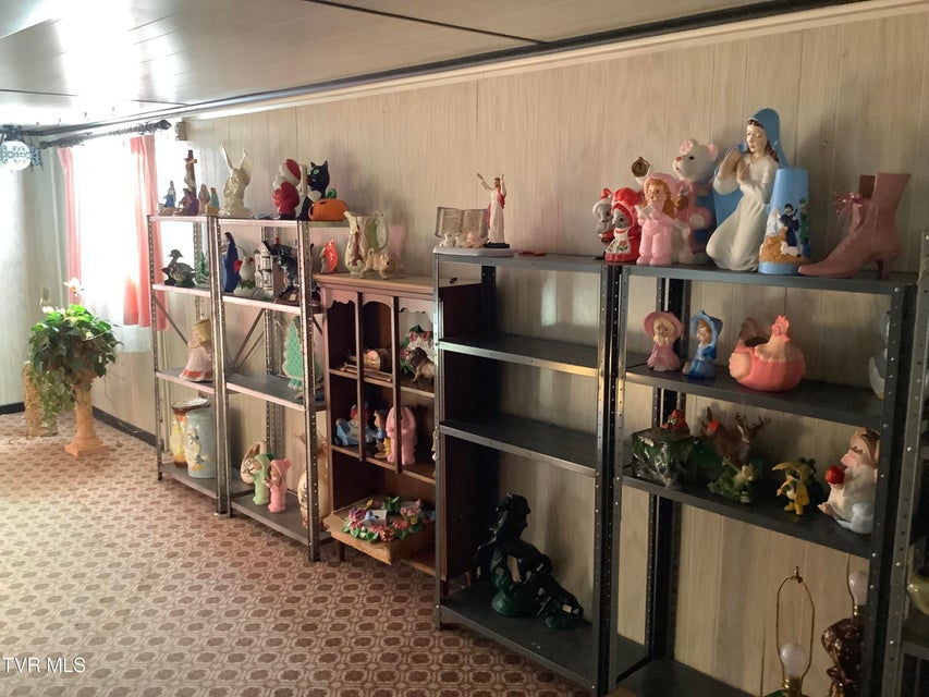 Photo #71: 5610 Powell River Road