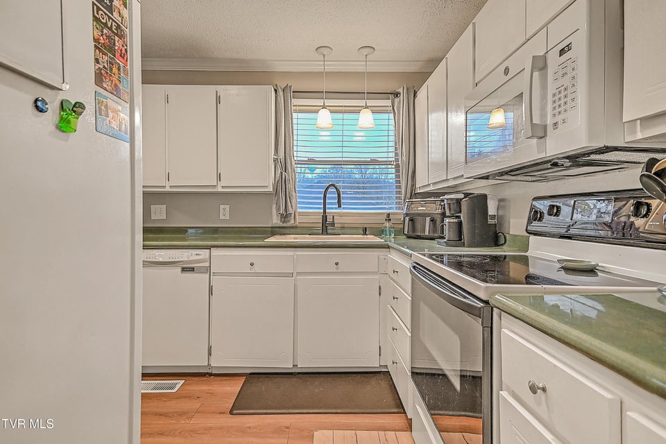 Photo #10: 2001 Indian Ridge Road