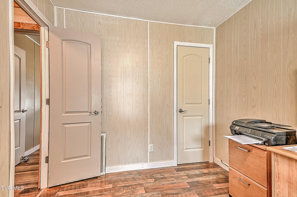 Photo #28: 1096 Old Elizabethton Highway