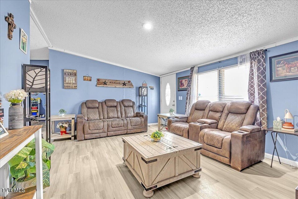 Photo #6: 250 Horseshoe Bend Road