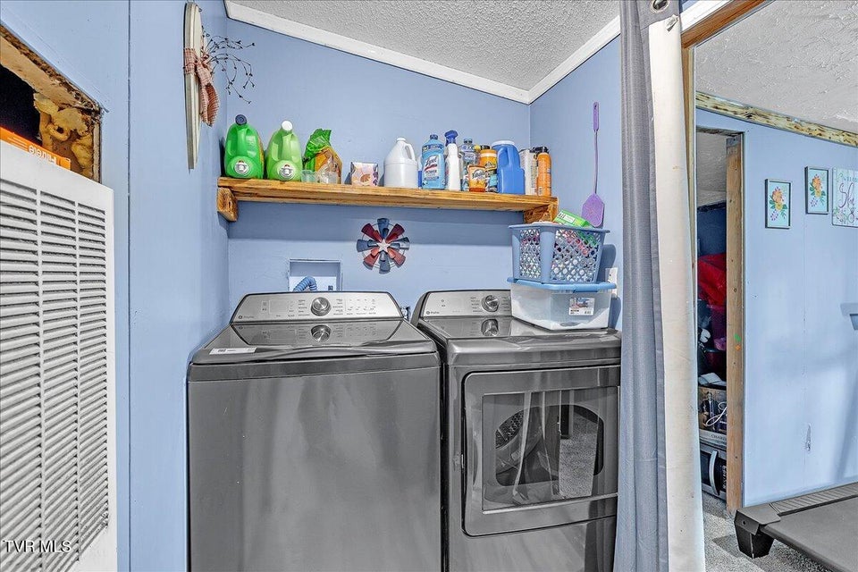 Photo #9: 250 Horseshoe Bend Road