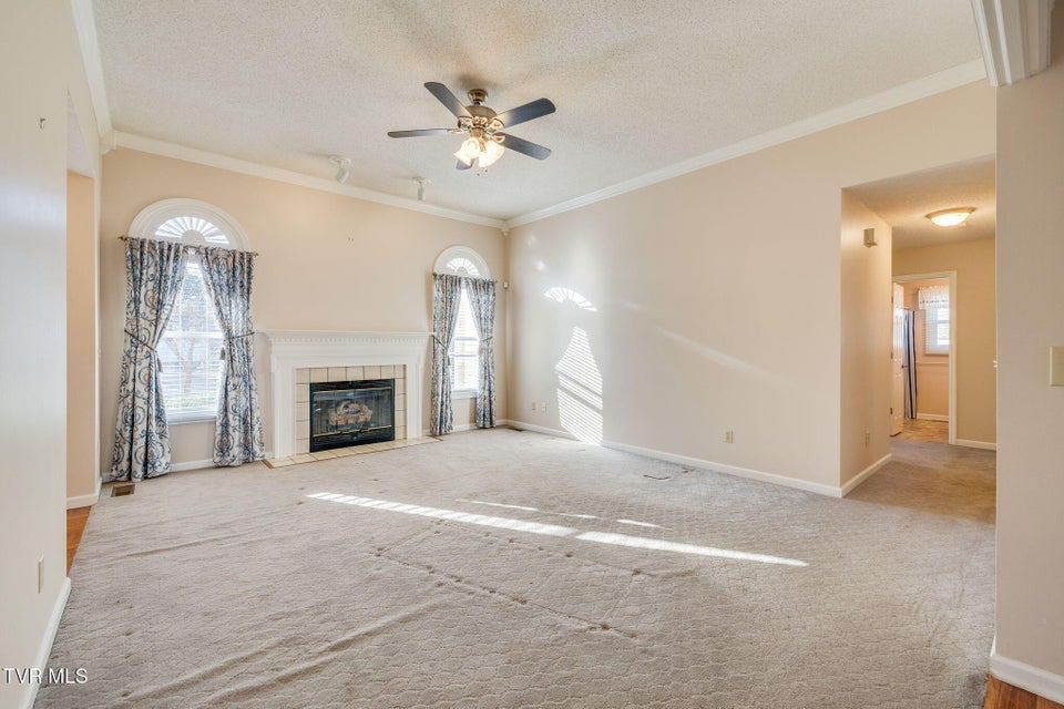 Photo #6: 4116 Bradford Lane