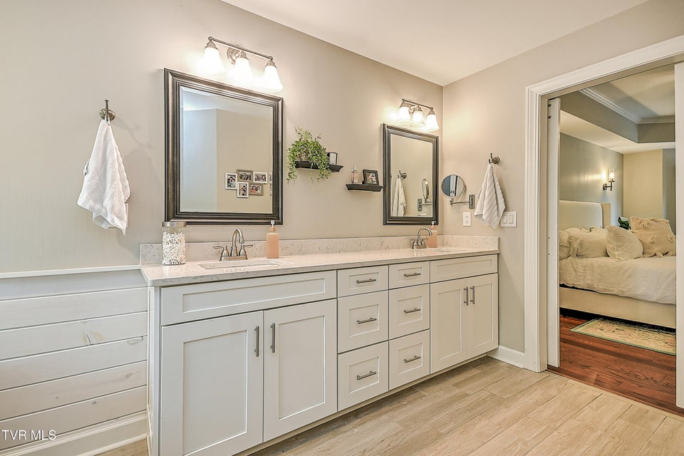 Photo #58: 1239 Olde Oaks Drive