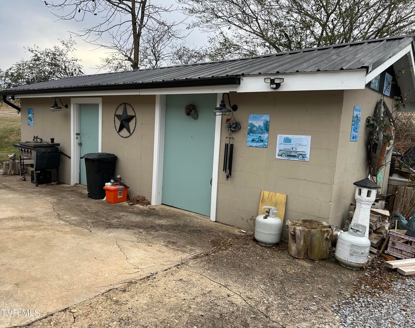 Photo #5: 45 Chickadee Road