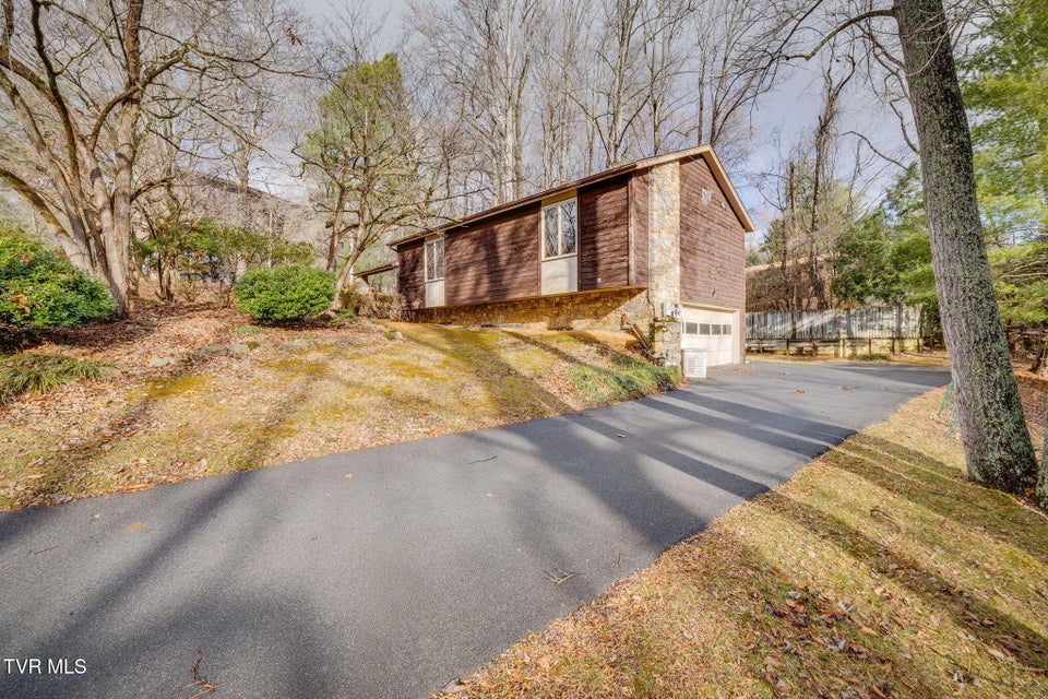 Photo #2: 13 Foxxborough Lane