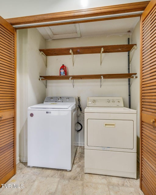 Photo #24: 13 Foxxborough Lane