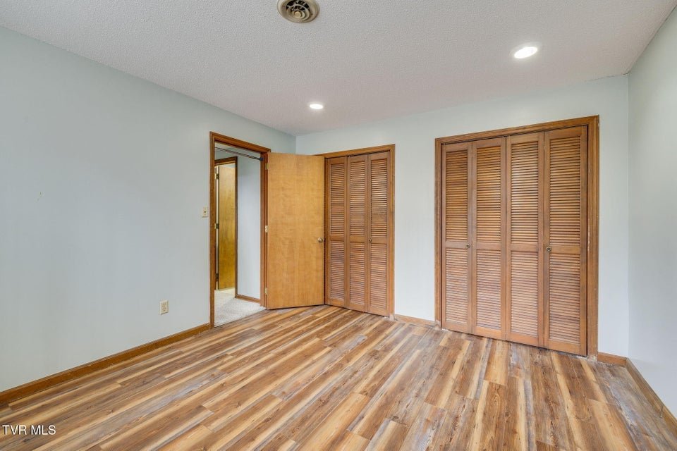 Photo #31: 13 Foxxborough Lane