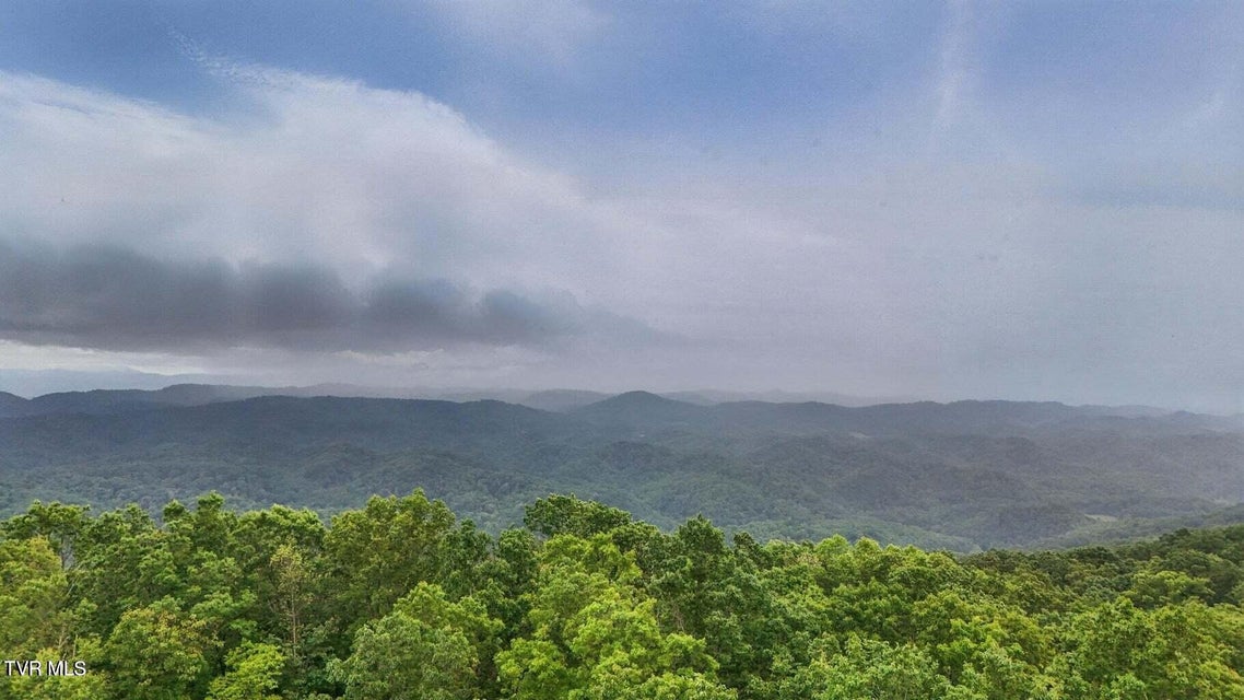 Photo #10: 5065 Tahoe Trail