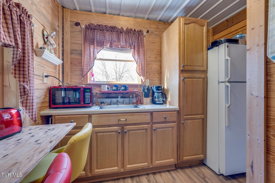 Photo #11: 1113 Old Stage Road