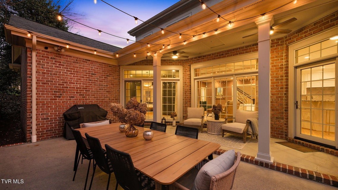 Photo #62: 1000 Huntington Court