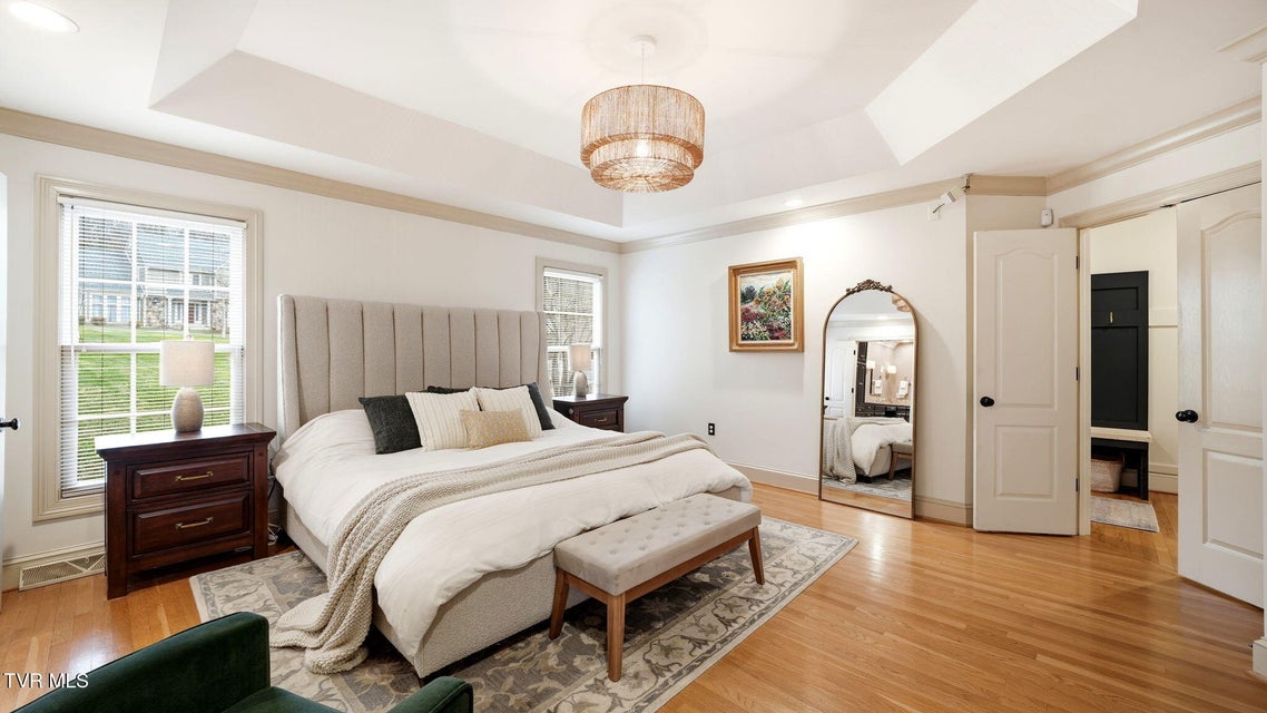 Photo #27: 1000 Huntington Court