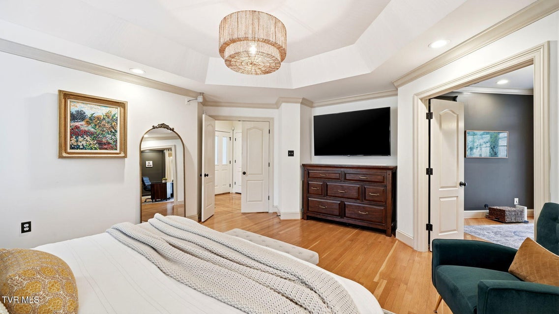 Photo #28: 1000 Huntington Court