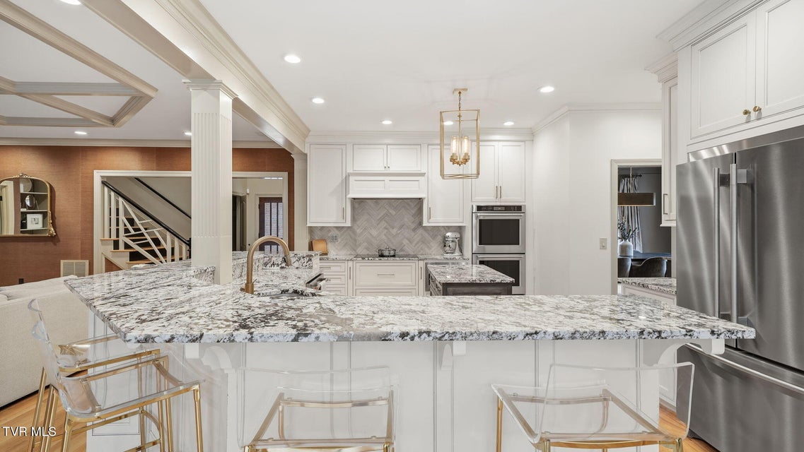 Photo #17: 1000 Huntington Court