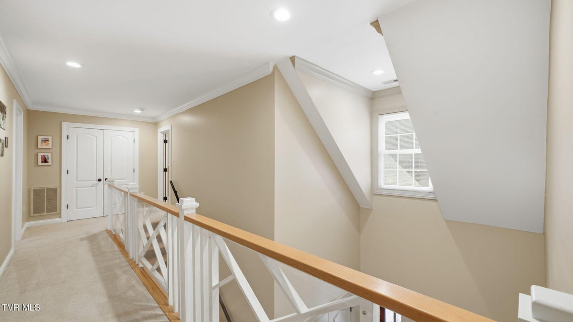 Photo #52: 1000 Huntington Court