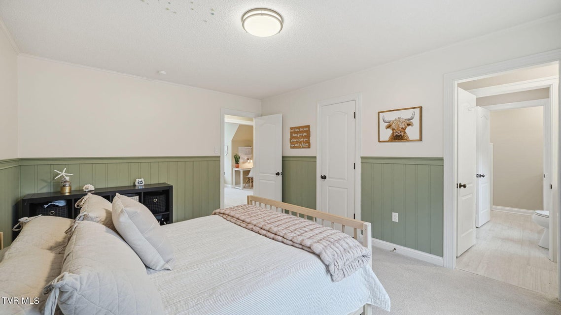 Photo #50: 1000 Huntington Court