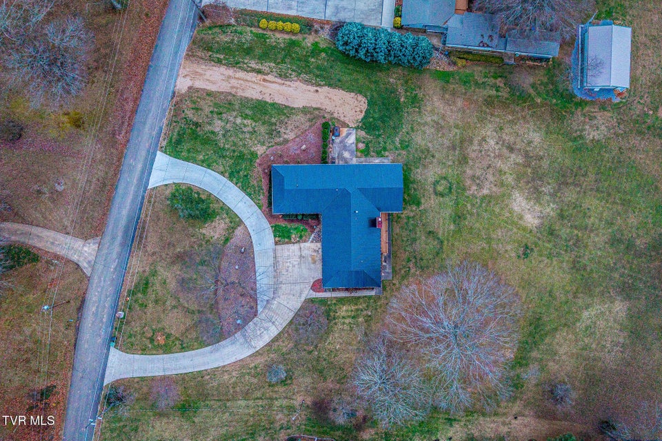 Photo #57: 176 Timber Lake Drive