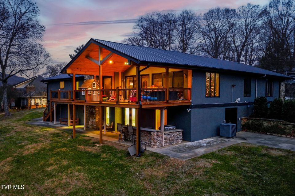 Photo #51: 176 Timber Lake Drive