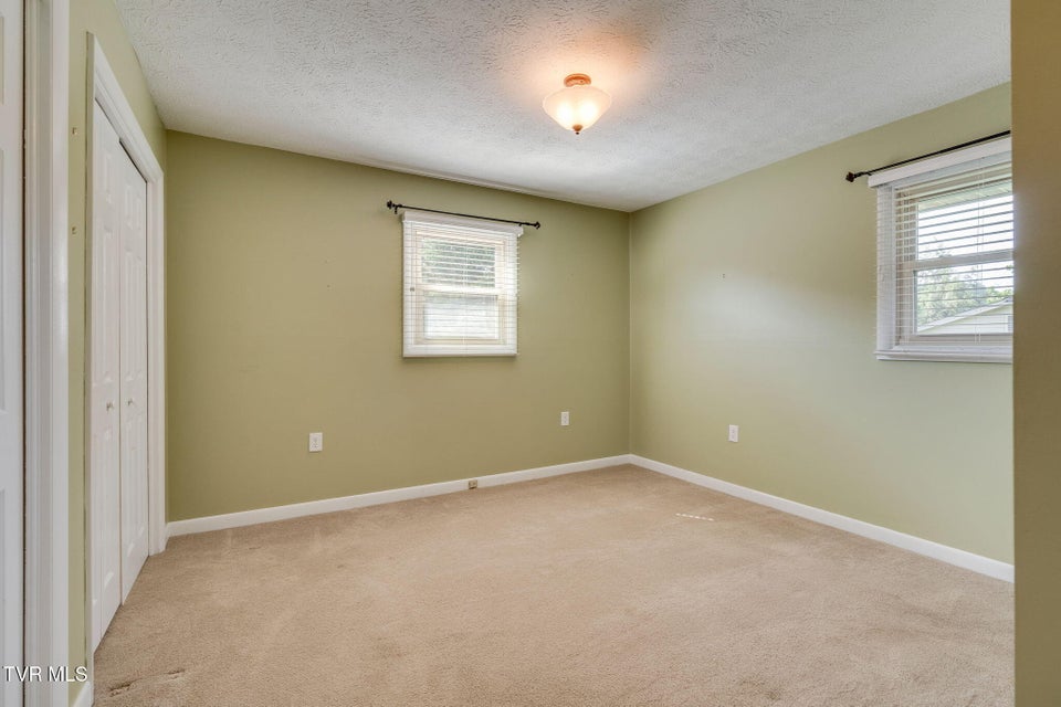 Photo #18: 4120 Lindenwood Drive