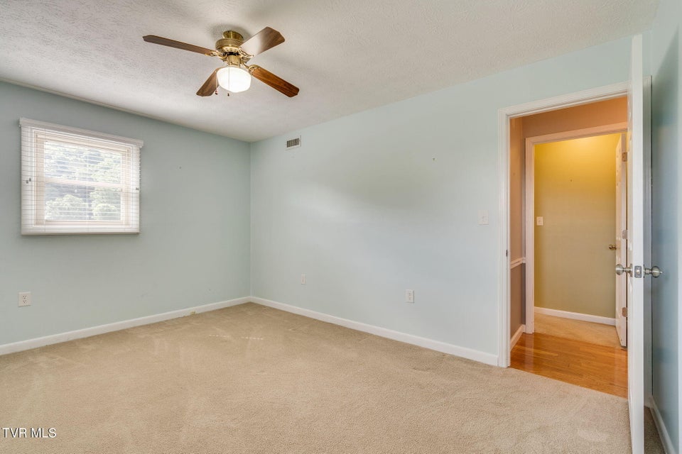 Photo #23: 4120 Lindenwood Drive