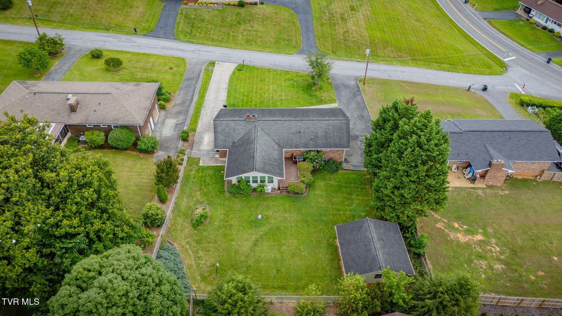 Photo #40: 4120 Lindenwood Drive