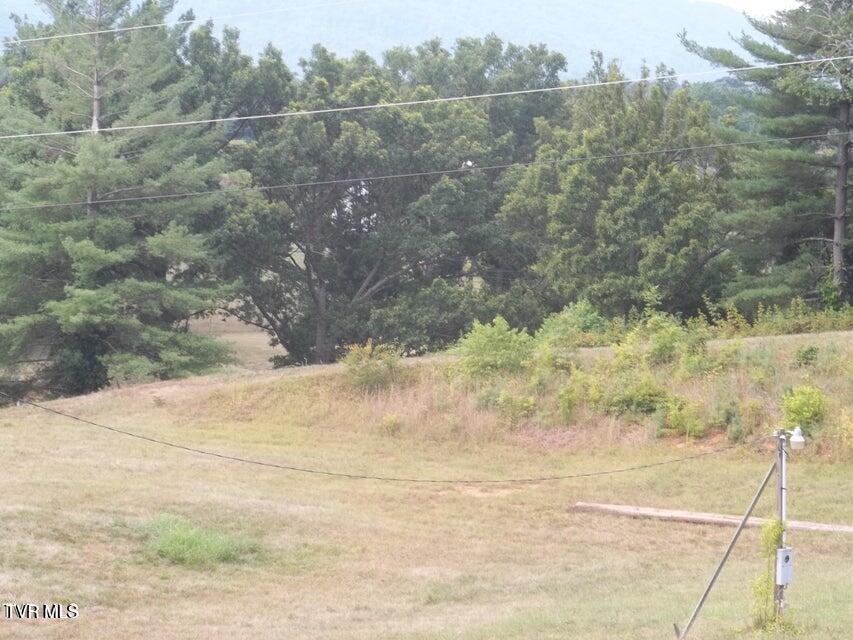 Photo #5: 220 Silver Lake Road