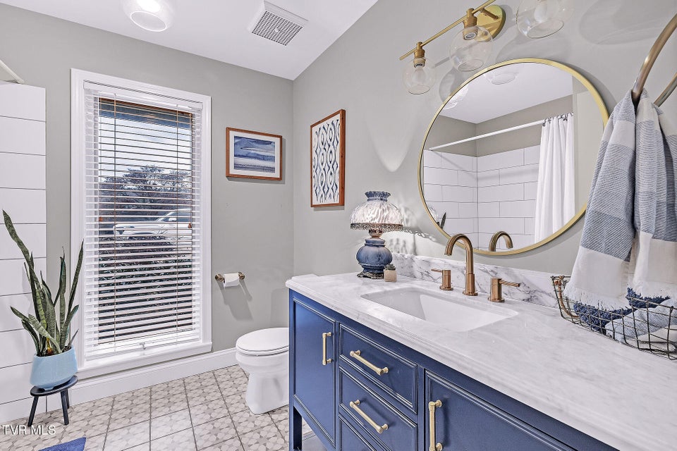 Photo #19: 176 Timber Lake Drive