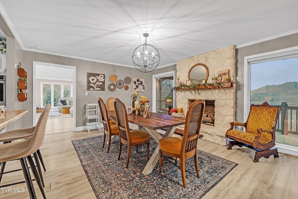 Photo #10: 176 Timber Lake Drive