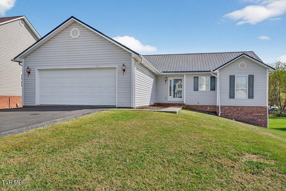 Photo #24: 153 Brandon Lane