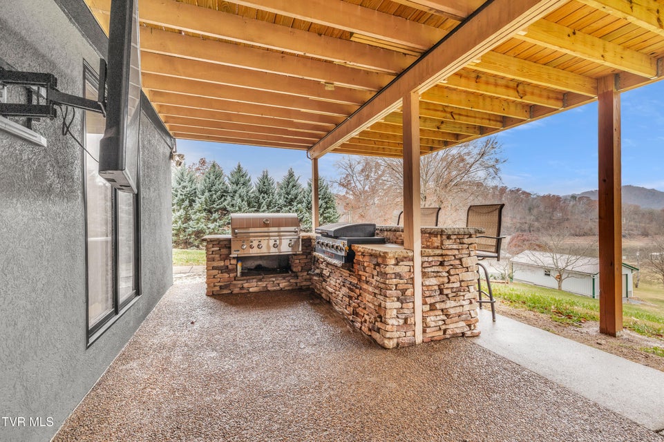 Photo #41: 176 Timber Lake Drive