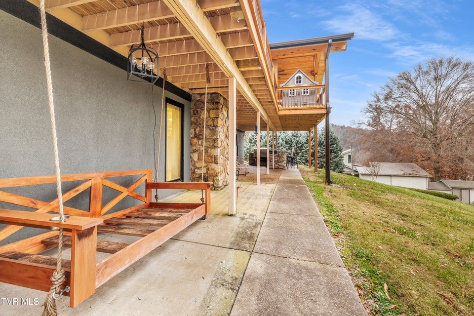 Photo #42: 176 Timber Lake Drive