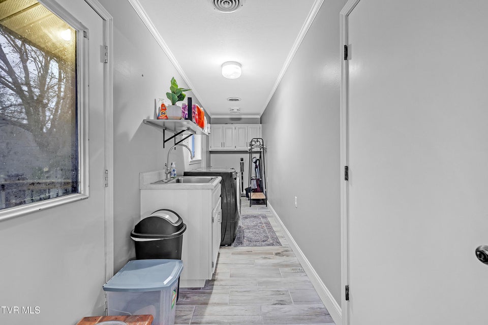 Photo #13: 176 Timber Lake Drive