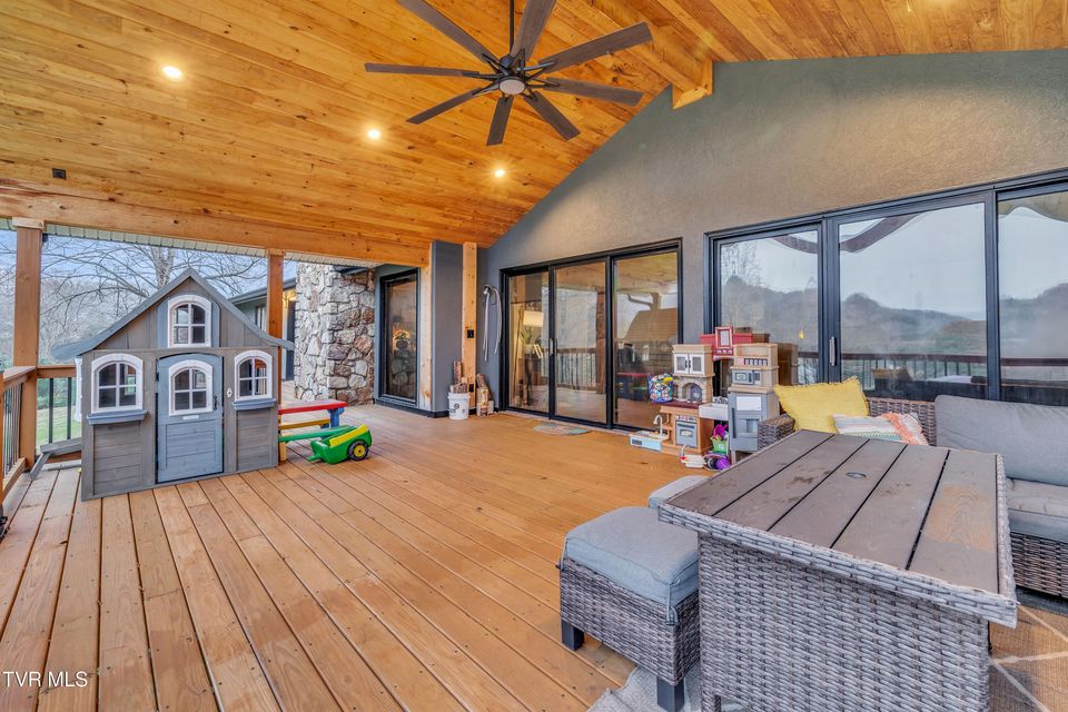 Photo #45: 176 Timber Lake Drive