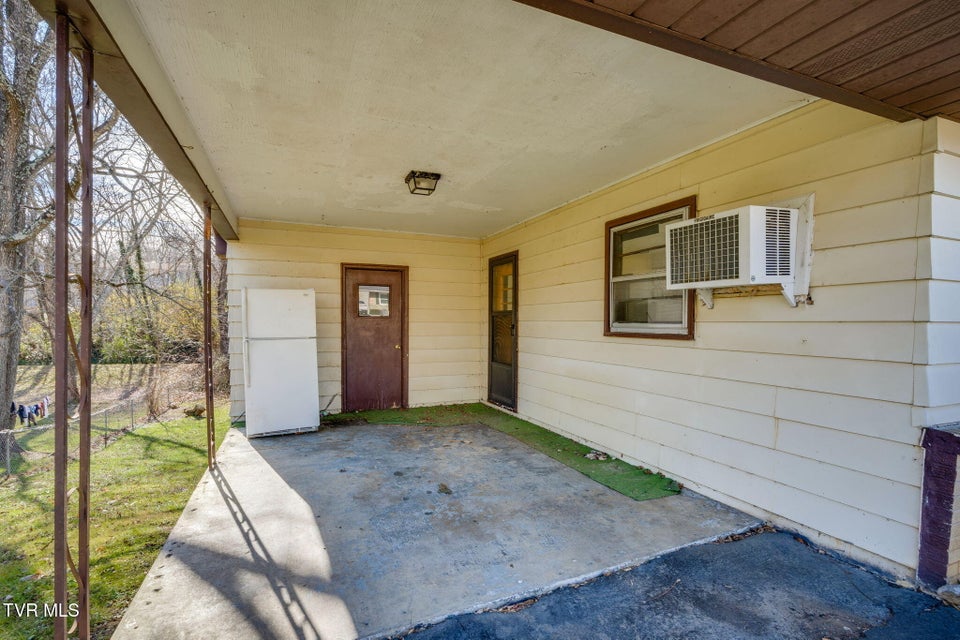 Photo #17: 2009 Indian Ridge Road