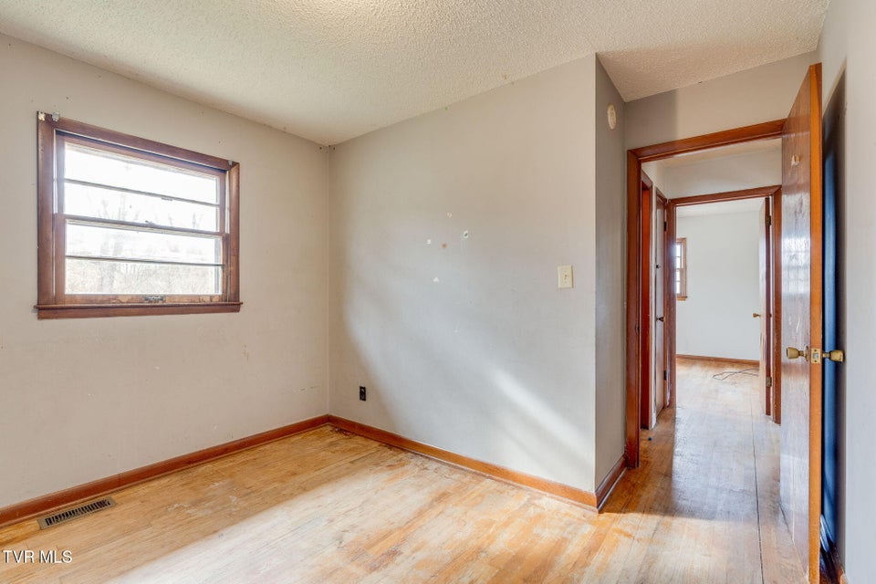 Photo #14: 2009 Indian Ridge Road