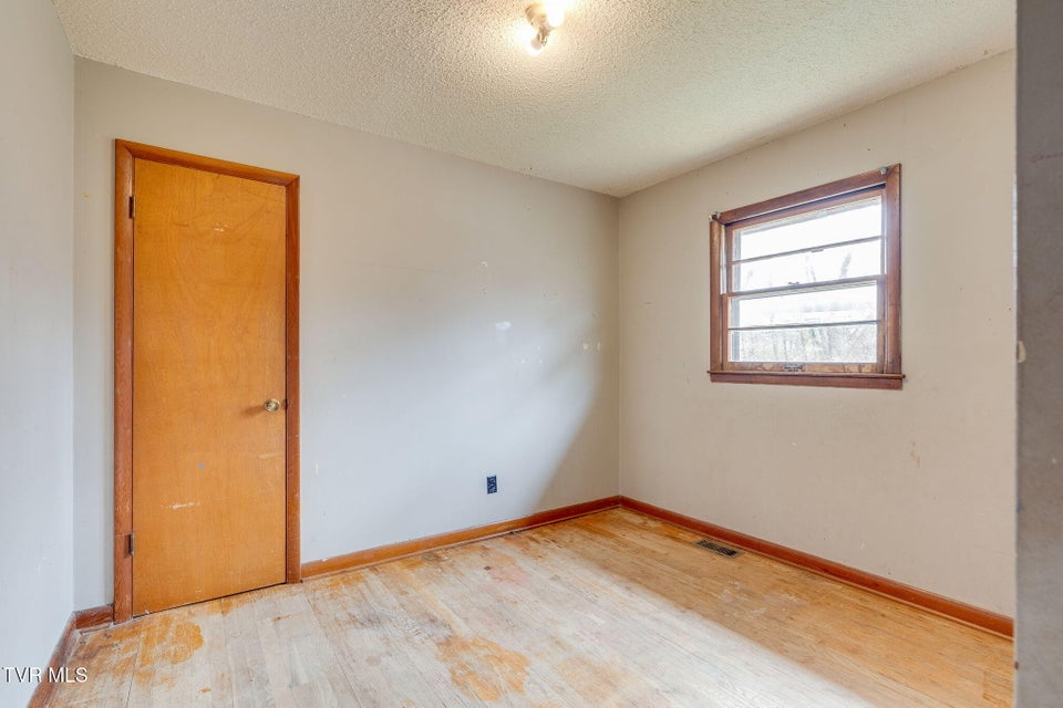 Photo #13: 2009 Indian Ridge Road