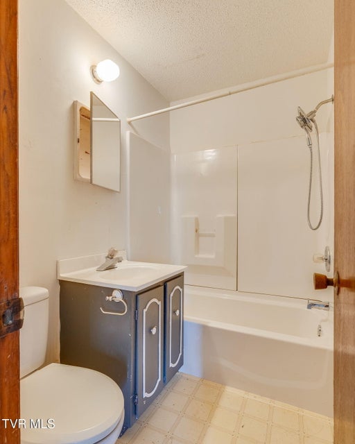 Photo #12: 2009 Indian Ridge Road