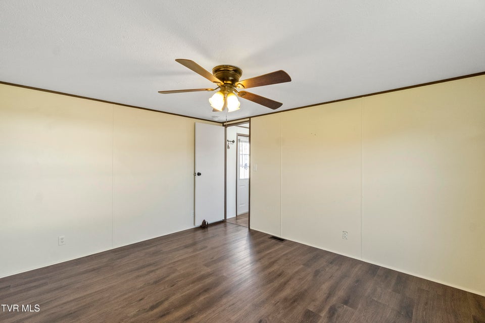 Photo #16: 45 Chickadee Road