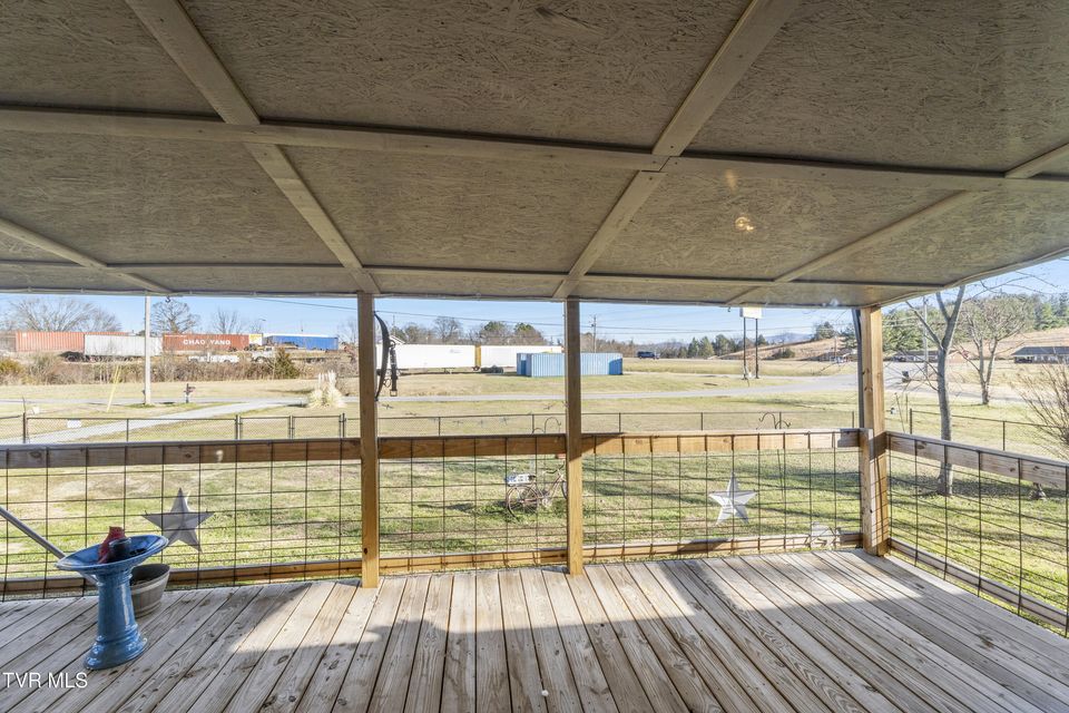 Photo #27: 45 Chickadee Road