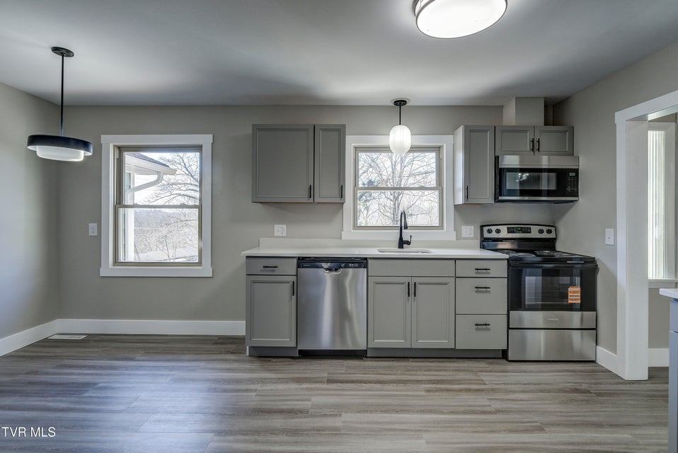 Photo #16: 4407 Mitchell Road