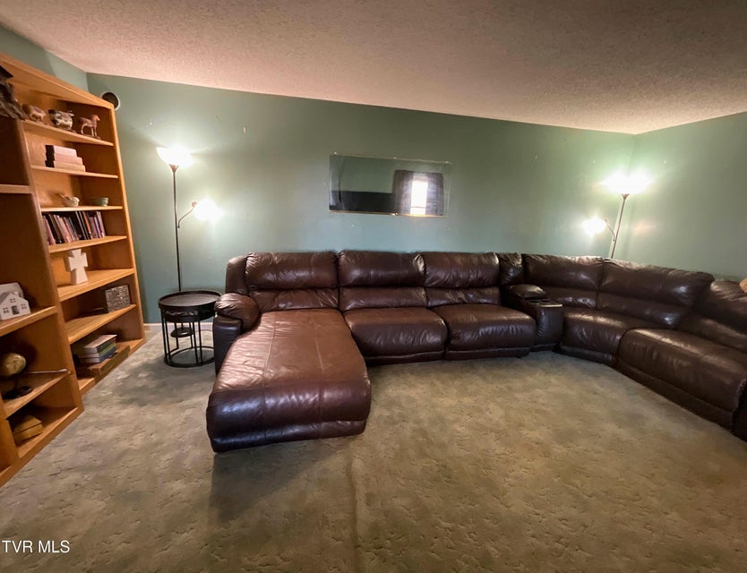 Photo #17: 704 River Road