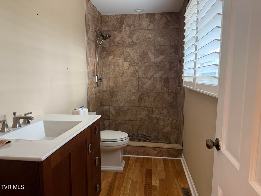 Photo #13: 435 Matson Road