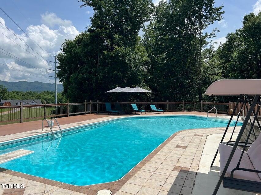 Photo #18: 435 Matson Road