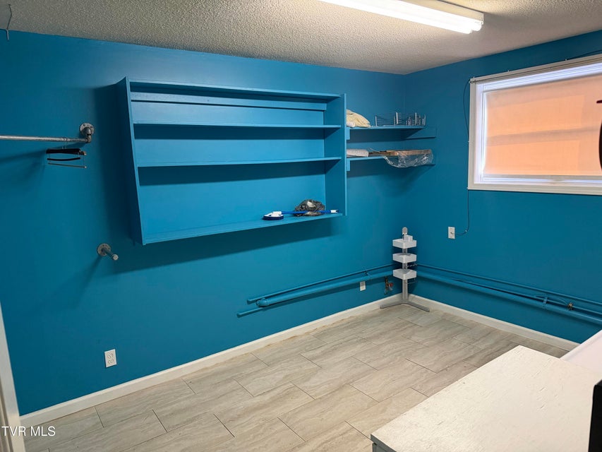 Photo #24: 435 Matson Road